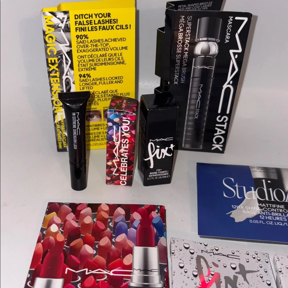 Bundle Lot of 9 MAC Makeup Samples - Picture 3 of 3